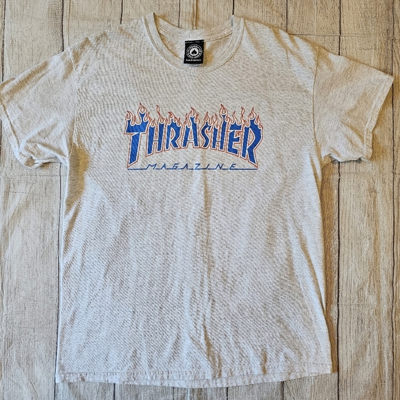 Thrasher Magazine Flames Women's Size Large T-Shirt Short Sleeve Light Gray - Picture 1 of 6